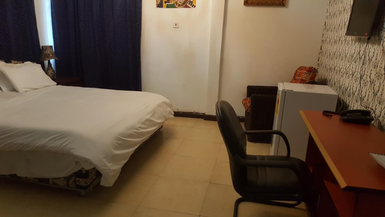 Tribeca Hotel Ghana Accra Eksteriør billede