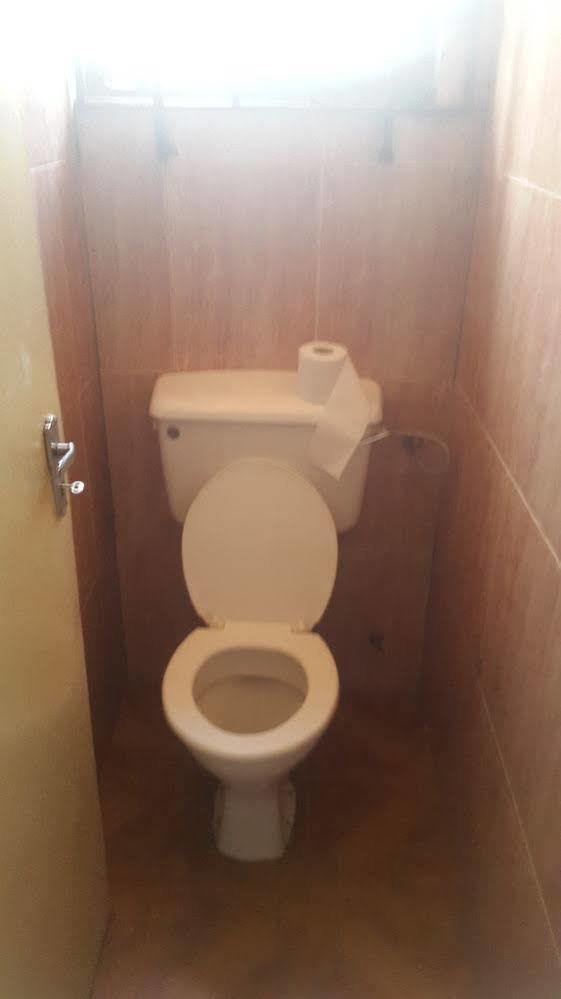 Tribeca Hotel Ghana Accra Eksteriør billede